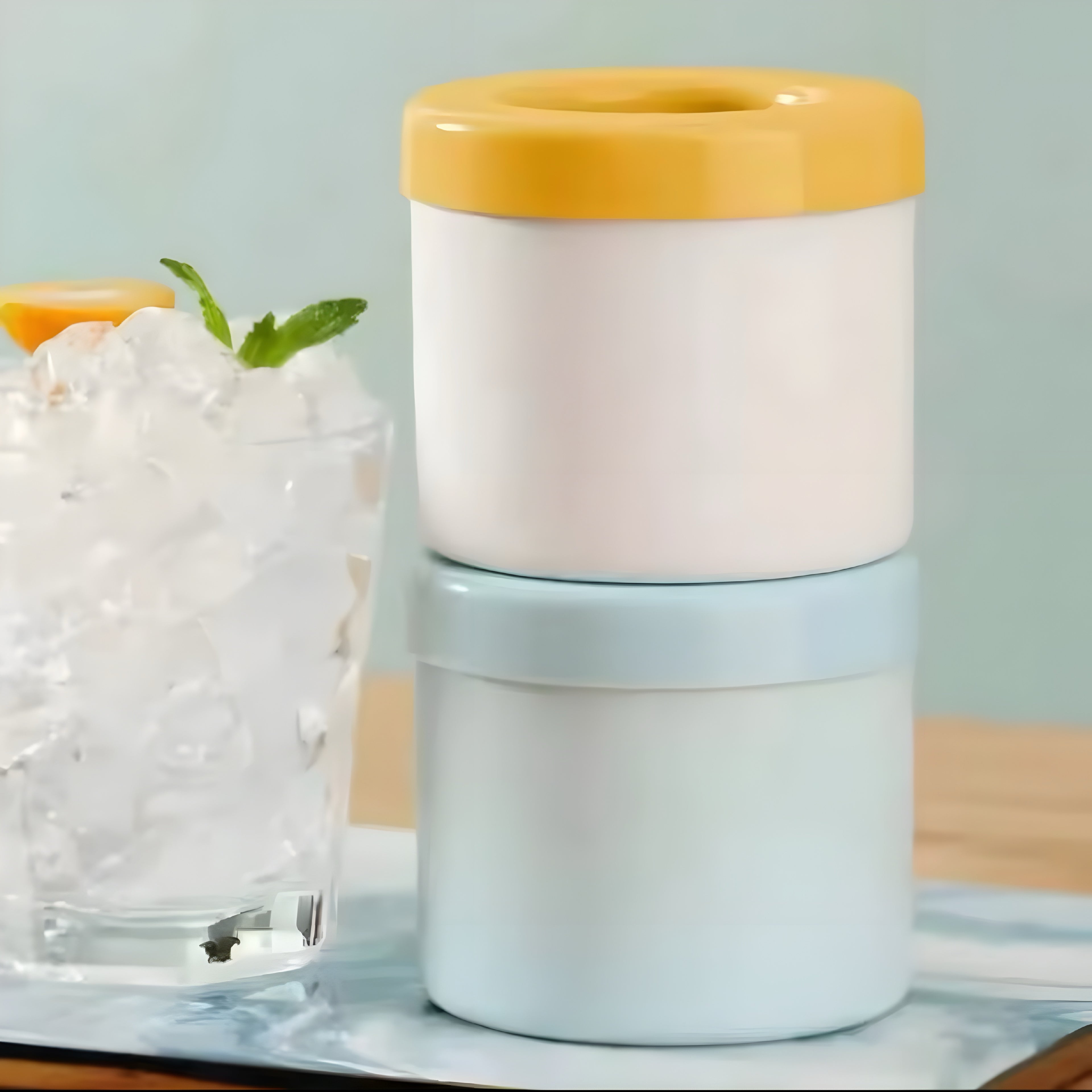 Stampo per Ghiaccio in Silicone 2 in 1 – Cubetti Perfetti e Contenitore Integrato