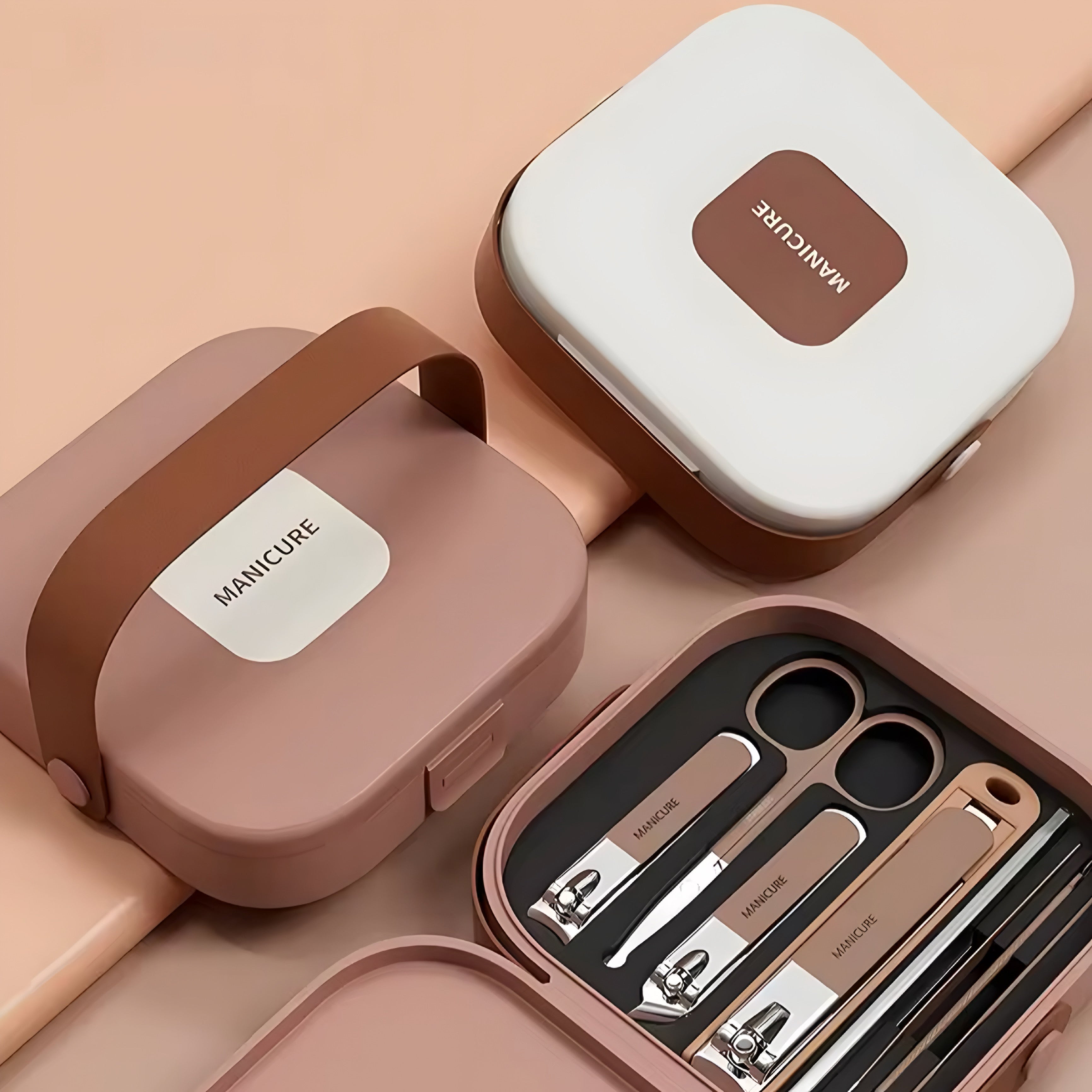 Kit Manicure Professionale in Acciaio Inox – Completo e Portatile